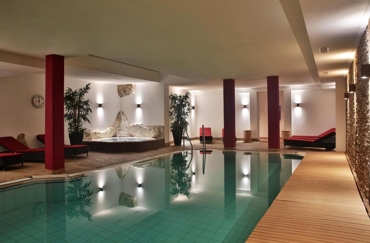 Wellnesshotel Schweizerhof Saas Fee 외부 사진