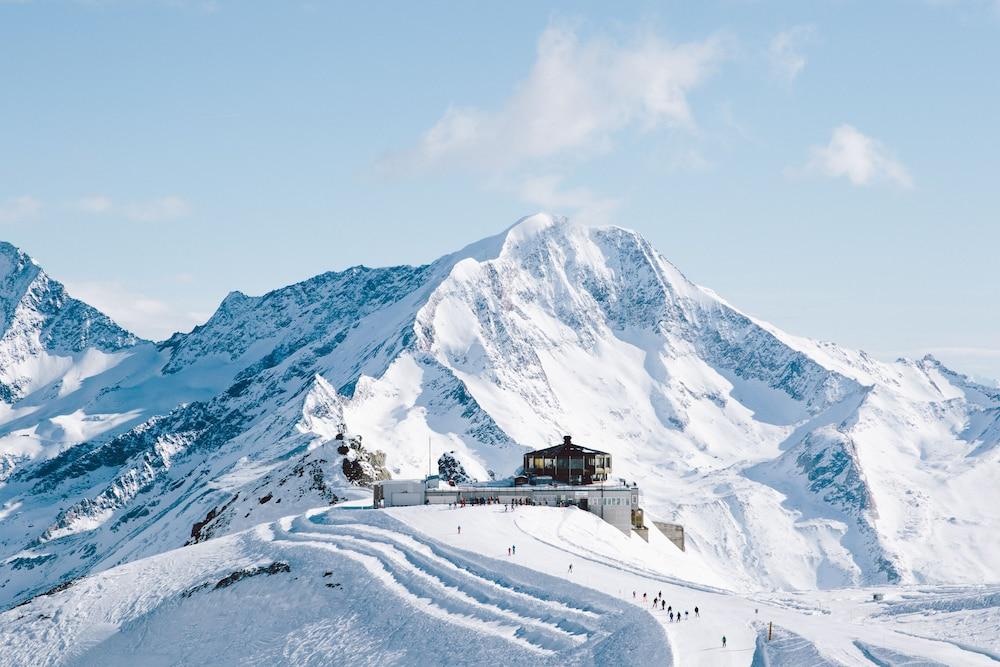 Wellnesshotel Schweizerhof Saas Fee 외부 사진