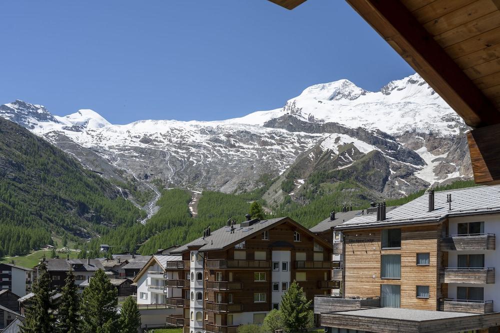 Wellnesshotel Schweizerhof Saas Fee 외부 사진