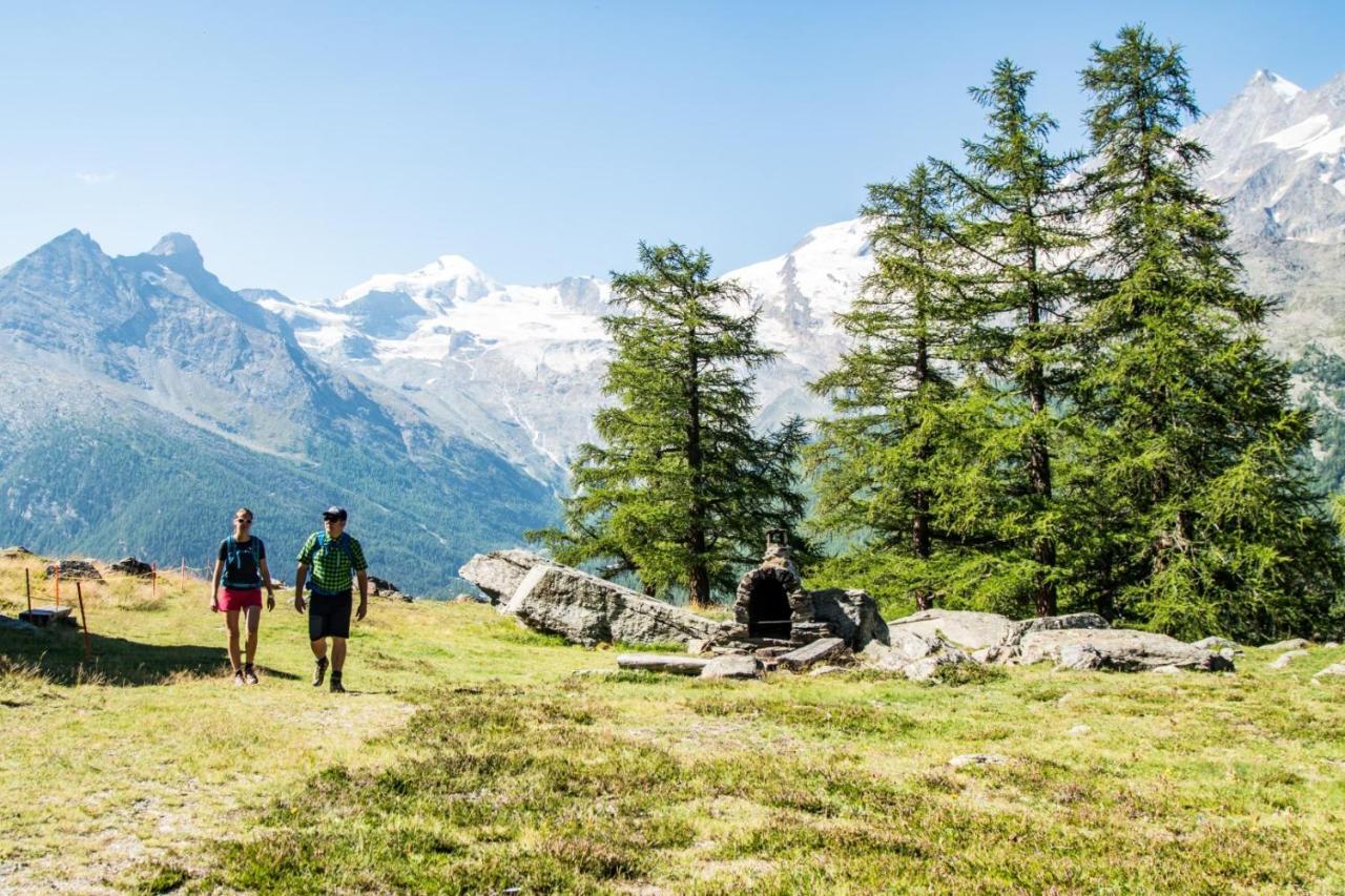 Wellnesshotel Schweizerhof Saas Fee 외부 사진