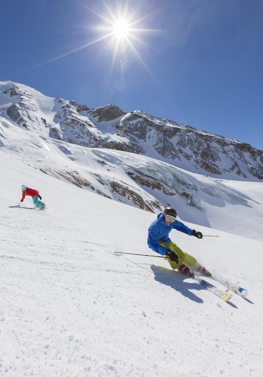 Wellnesshotel Schweizerhof Saas Fee 외부 사진